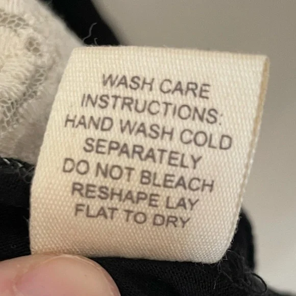 NWT Paper + Tee Black Hi-Low Tunic Lace Hem Tee-1X - Picture 6 of 6